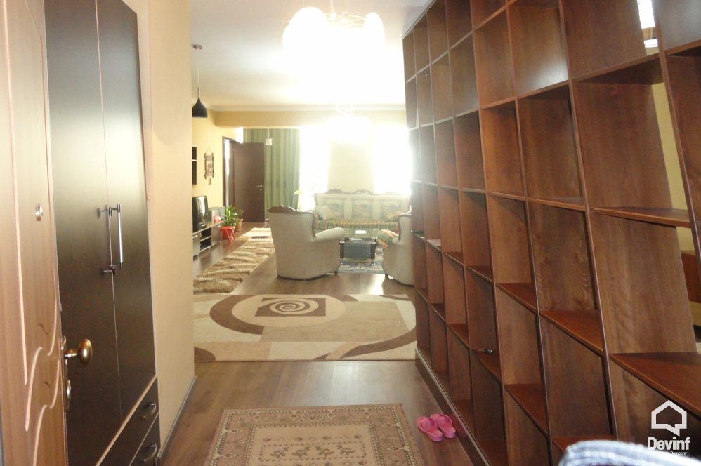 Tirane Shitje Apartament 3+1+A Fillimi i rruges Medar Shtylla, ish rruga Komuna e Parisit apartament