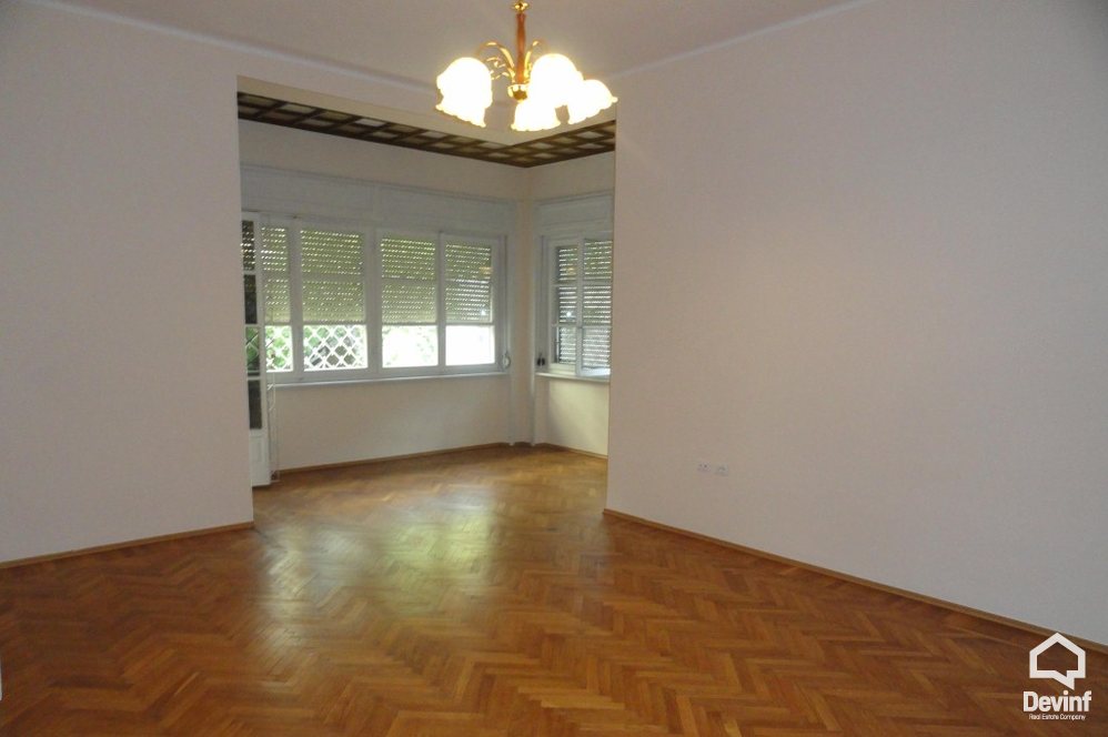 Tirane Qera Vile  Vile rezidenciale prane selise se Radio Televizionit Shqiptar zyre vile