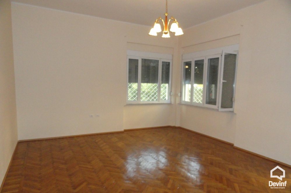 Tirane Qera Vile  Vile rezidenciale prane selise se Radio Televizionit Shqiptar zyre vile