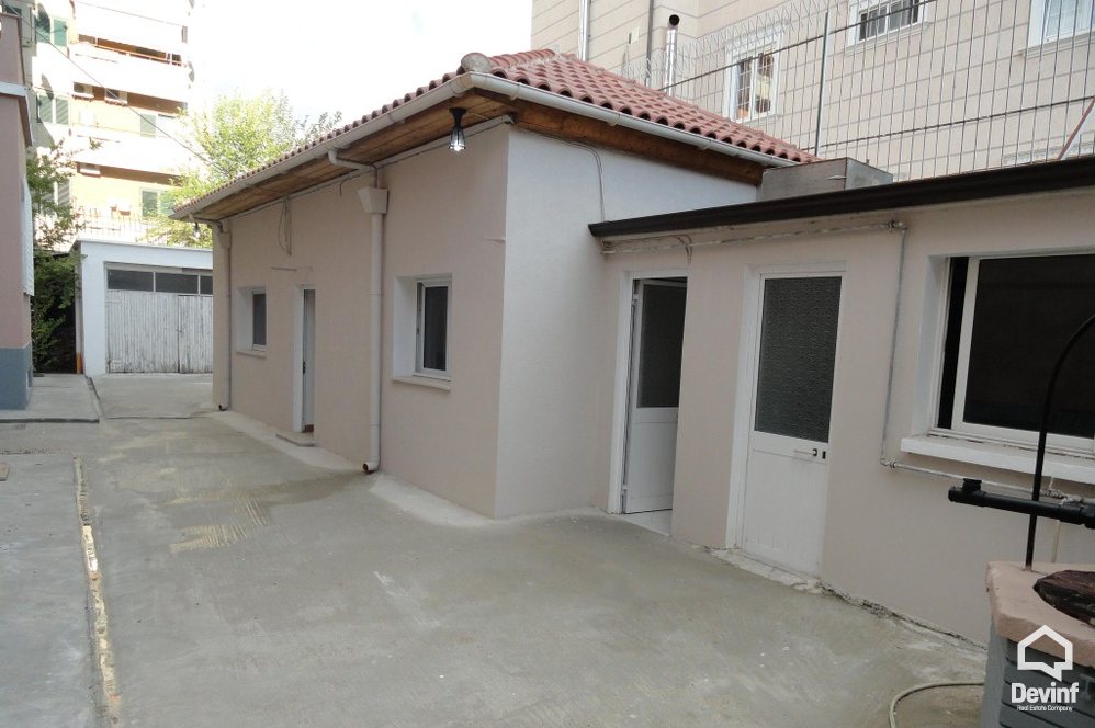 Tirane Qera Vile  Vile rezidenciale prane selise se Radio Televizionit Shqiptar zyre vile