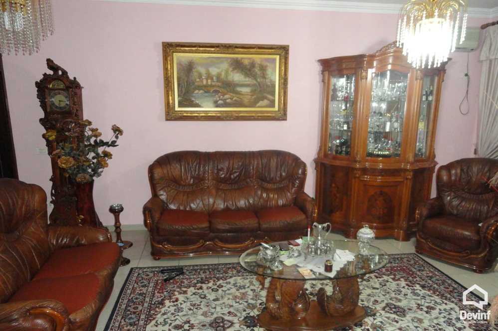 Tirane Qera Apartament 3+1+A Pallat i ri ne zonen e ish Bllokut apartament