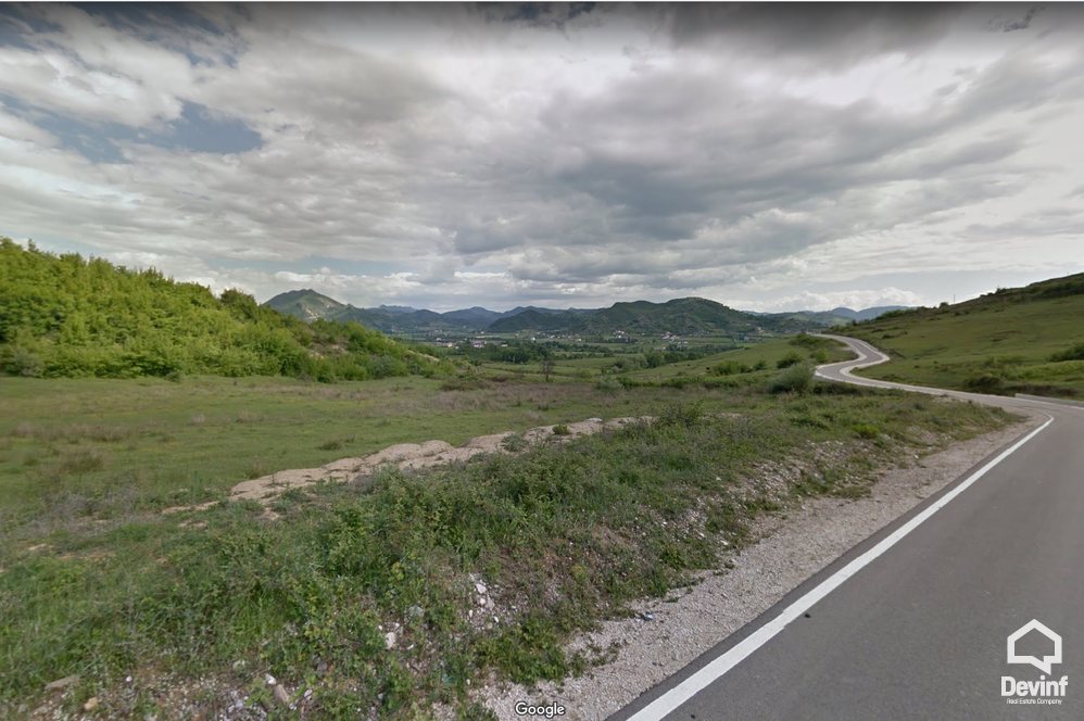 Tirane Shitje Toke  Toka ndodhet ne Sauk toke per ndertim toke per agroturizem