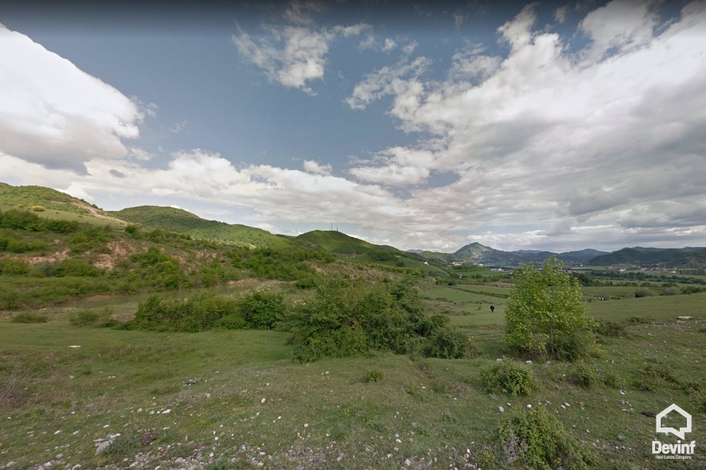 Tirane Shitje Toke  Toka ndodhet ne Sauk toke per ndertim toke per agroturizem
