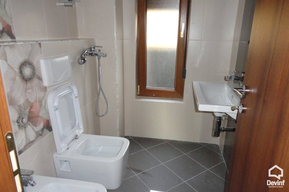 Tirane Qera Vile  Vile ne ne nje kompleks vilash ne rrethinat e Tiranes  kompleks rezidencial