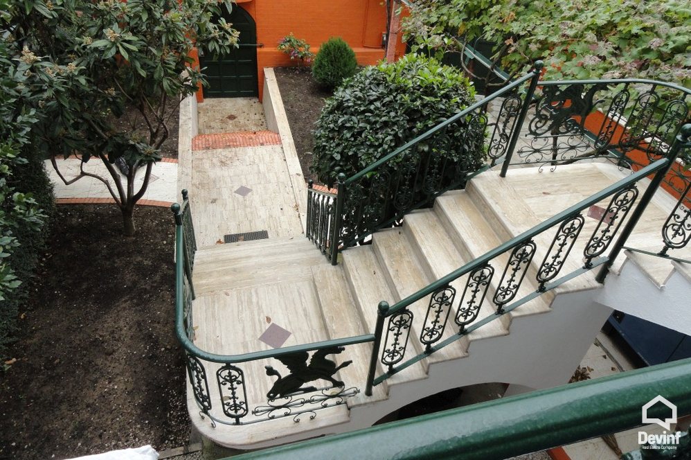 Tirane For Rent Villa Me shume se 4 dhoma Residential house located close to Student City Villa