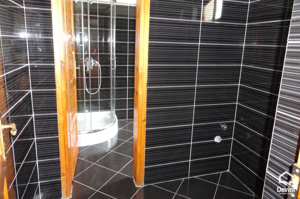 Tirane For Rent Villa Me shume se 4 dhoma Residential house located close to Student City Villa