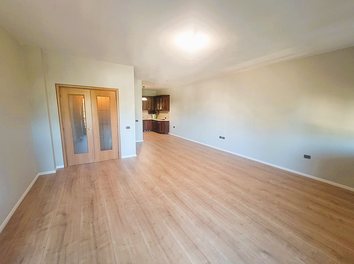 Apartament Qera Apartament/zyre me qira ne Rrugen e Elbasanit