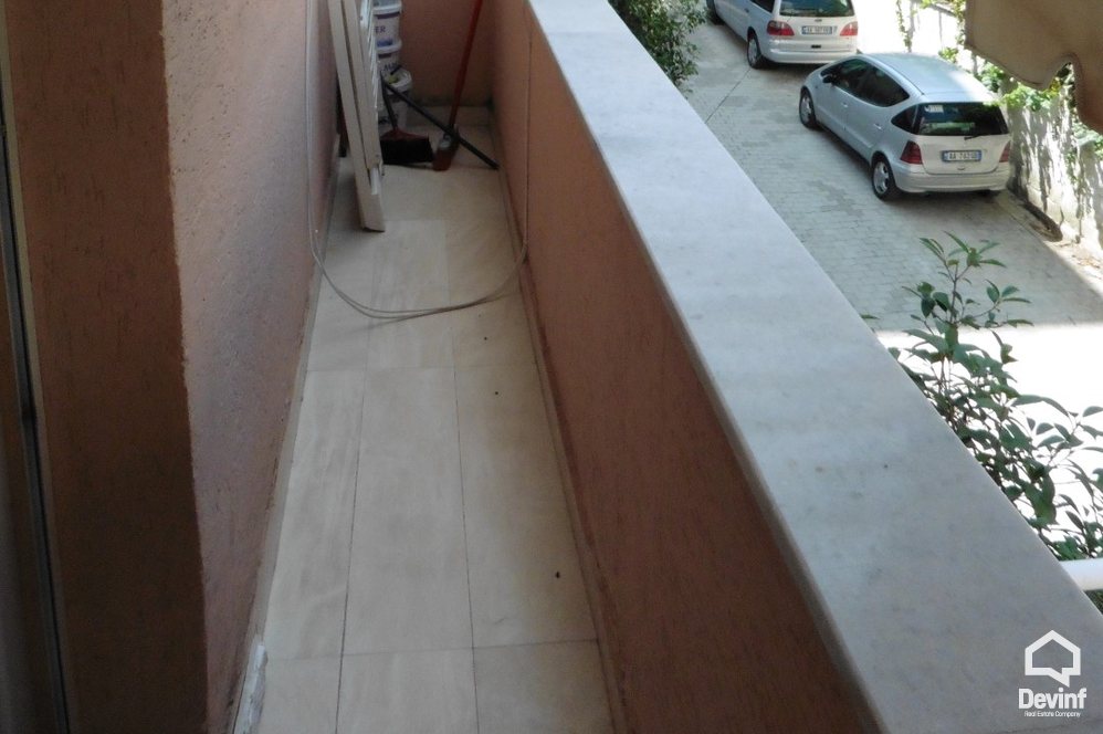 Tirane Qera Apartament 2+1+A Pallat i ri prane Kopeshtit Zoologjik apartament