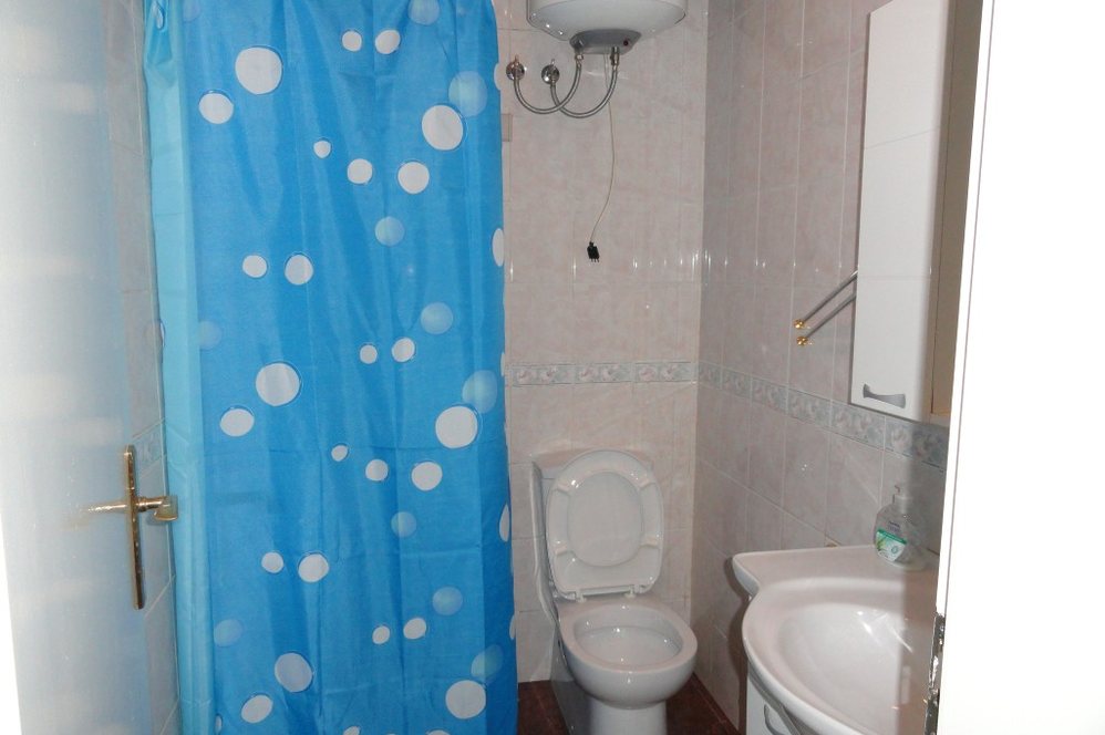 Tirane Shitje Zyre  Zyra ndodhet ne Bulevardin Gjergj Fishta prane Drejtorise se Policise, Tirane. Zyre