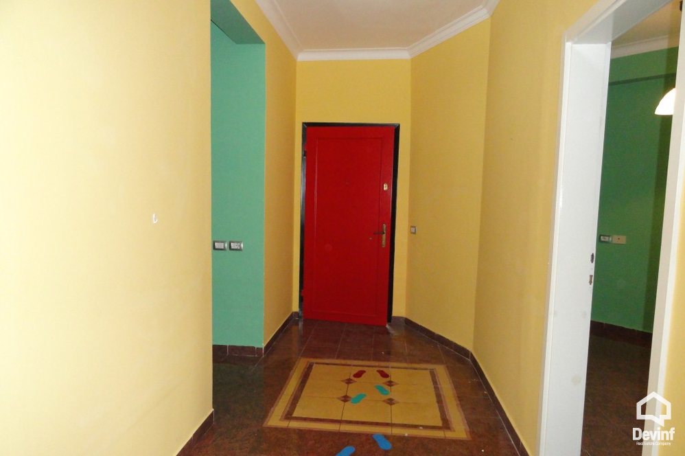 Tirane Shitje Zyre  Zyra ndodhet ne Bulevardin Gjergj Fishta prane Drejtorise se Policise, Tirane. Zyre