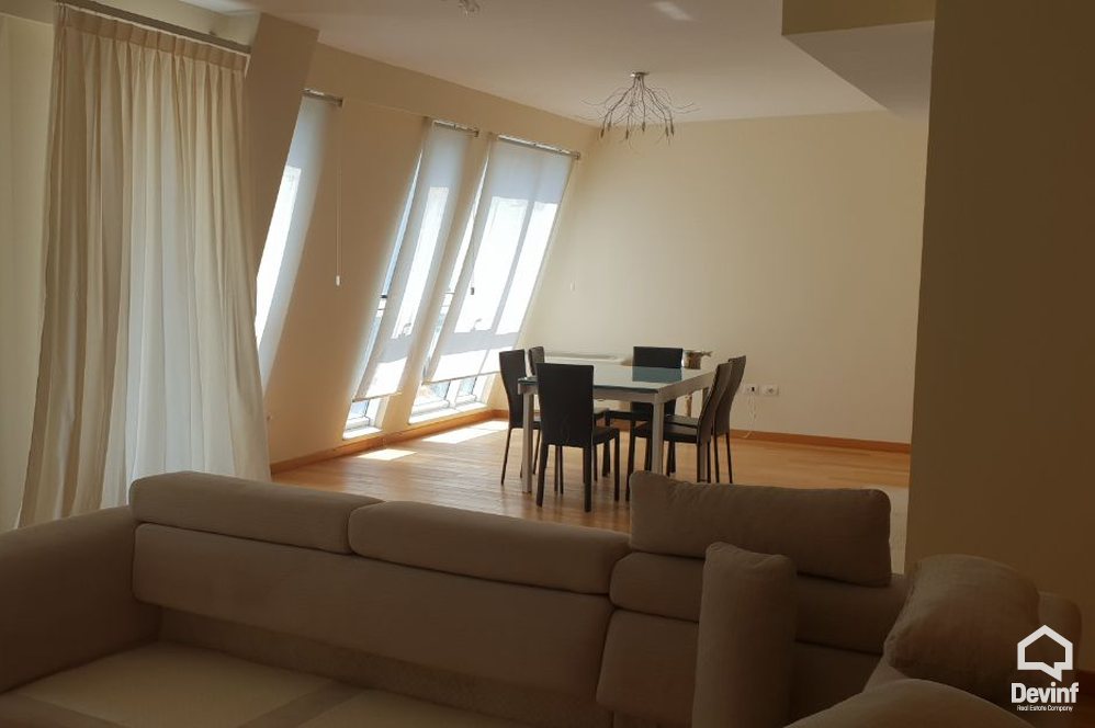 Tirane Qera Apartament 3+1+G Apartamenti ndodhet prane Stadiumit Qemal Stafa apartament