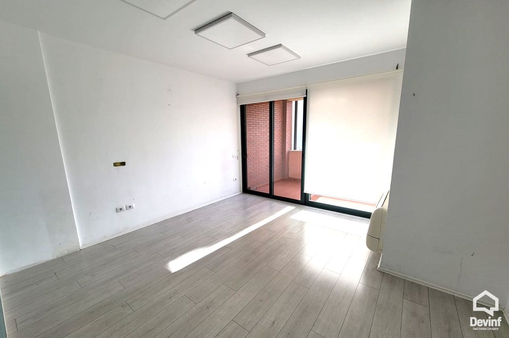 Tirane Qera Zyre 2+1+G Zyre ne nje pallat i ri qe ndodhen ne zonen e ish Bllokut zyre