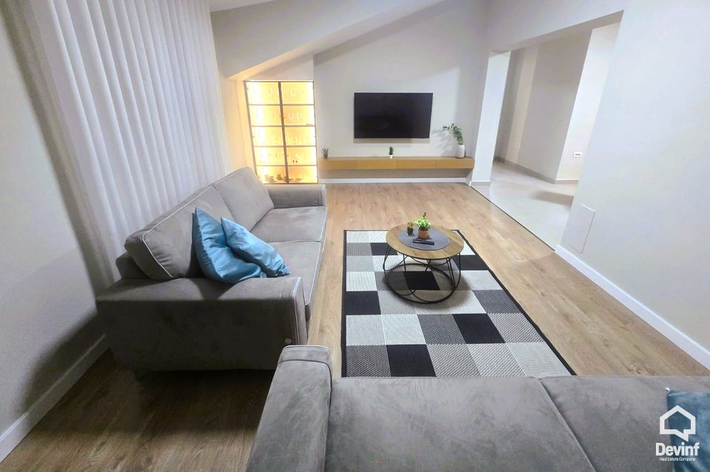 Tirane Qera Apartament 2+1 Apartament 2+1 tek Qyteti Studenti kat vile