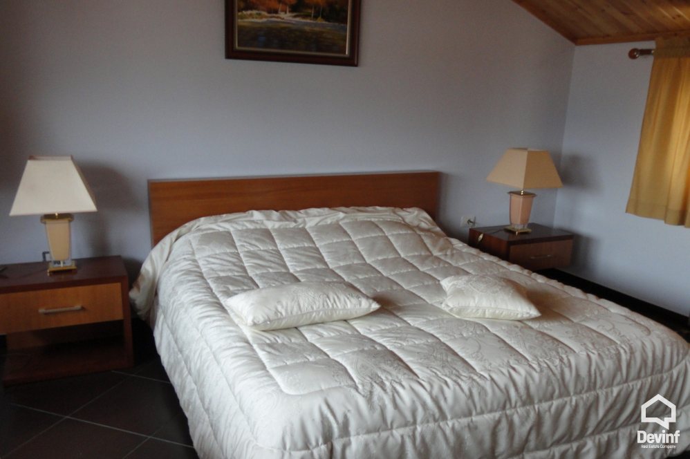 Tirane For Sale Villa 4+1+G Near the Botanical Garden 