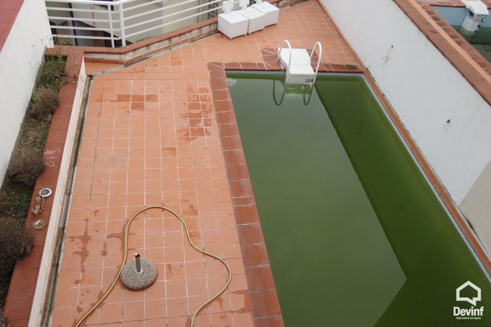 Tirane For Sale Villa 4+1+G Near the Botanical Garden 