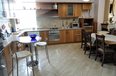 Me Qera Apartament 3+1+A Ky apartament ndodhet ne qender te zones se Bllokut Tirane