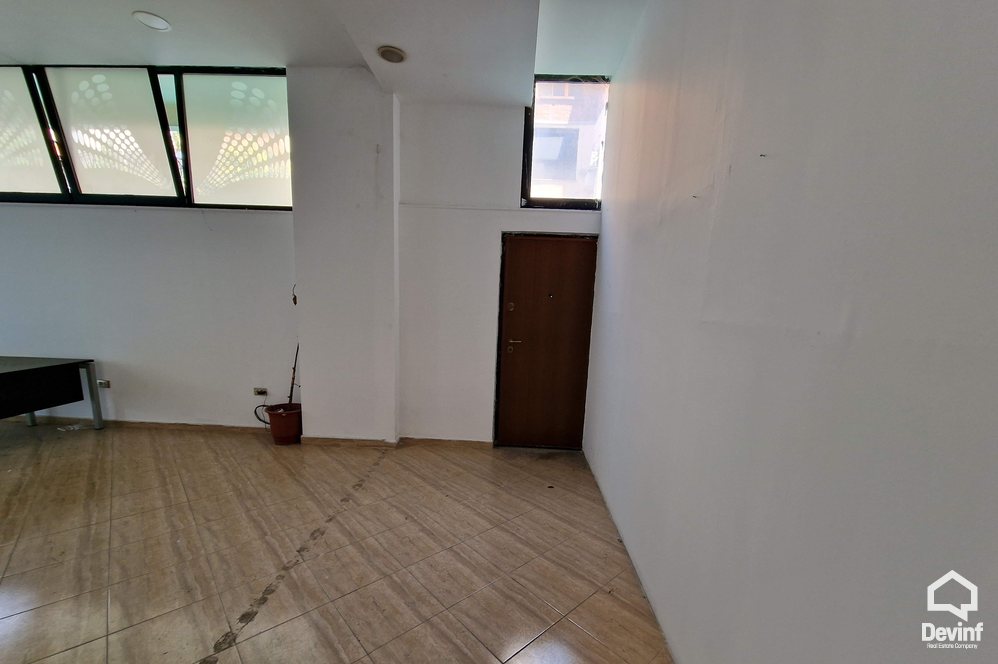 Tirane For Sale Shop  Zhan D ark boulevard, near the Court of Appeals Office Shop Bar-Coffee klinike dentare qender estetike spa show room restorant palester kopesht femijesh shkolle kursesh market