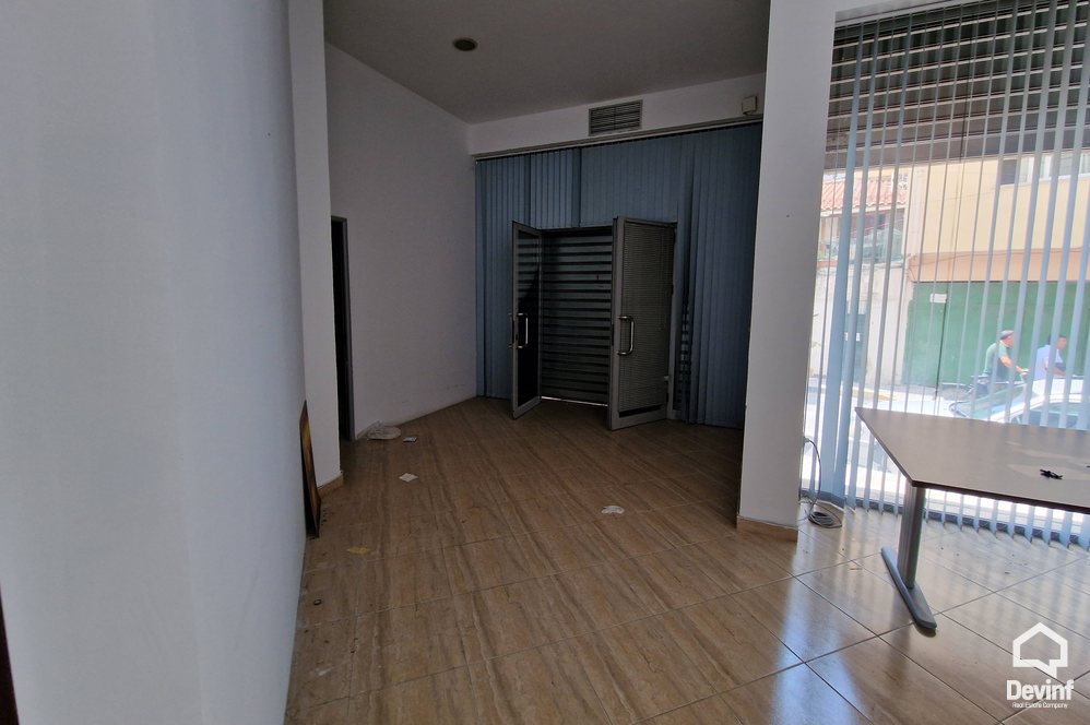 Tirane For Sale Shop  Zhan D ark boulevard, near the Court of Appeals Office Shop Bar-Coffee klinike dentare qender estetike spa show room restorant palester kopesht femijesh shkolle kursesh market