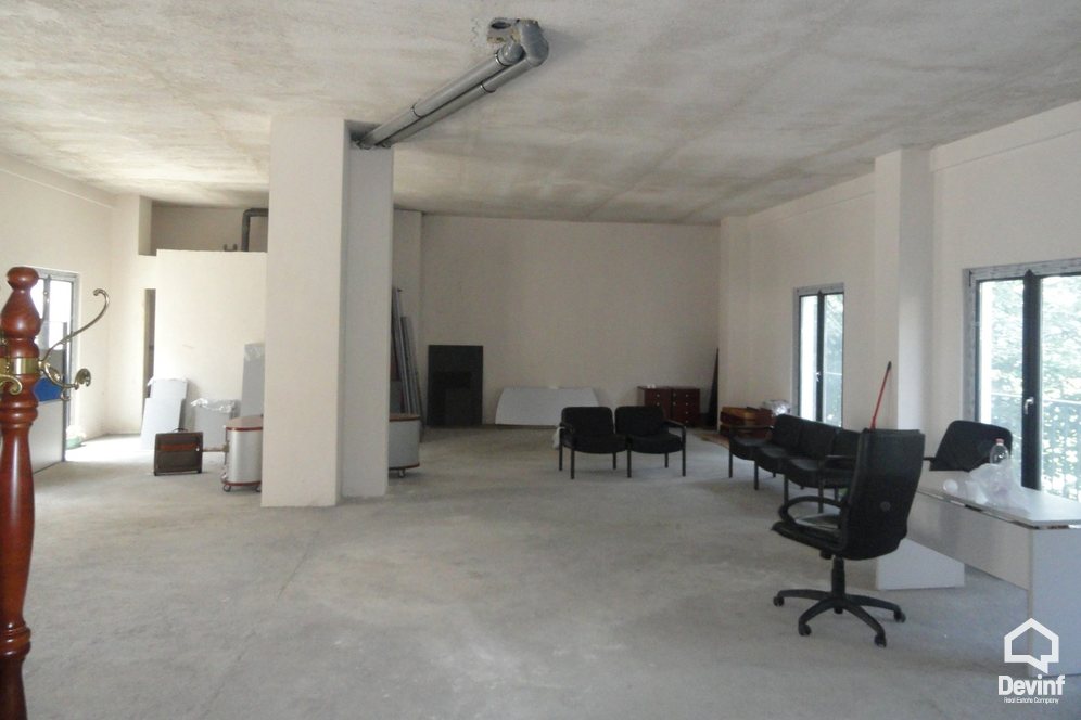 Me Qera Zyre  Zyra prane Radio Televizionit Shqiptar Tirane