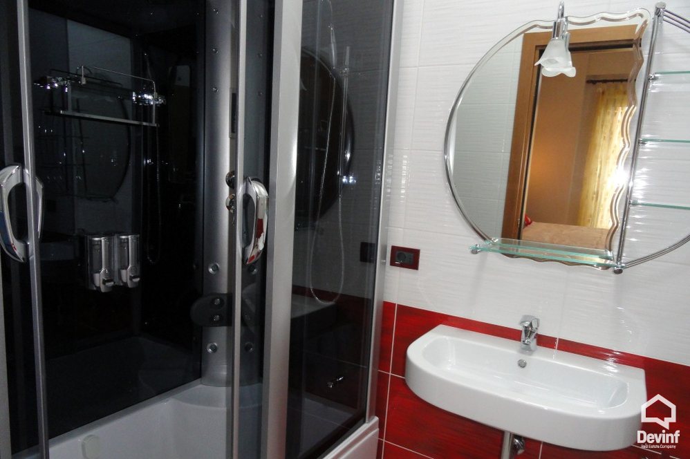Tirane Qera Apartament 2+1+A Apartamenti ndodhet prane Akademise se Arteve apartament