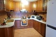 Tirane Qera Apartament 1+1+A Apartamenti ndodhet ne zonen e Bllokut apartament