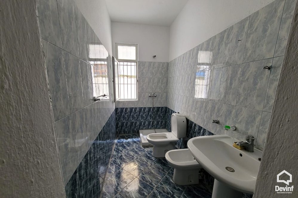 Tirane For Sale Villa Me shume se 4 dhoma House in a residential neighborhood of villas in Selite, Tirana Villa