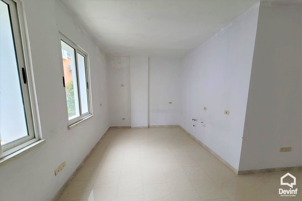 Tirane For Sale Villa Me shume se 4 dhoma House in a residential neighborhood of villas in Selite, Tirana Villa