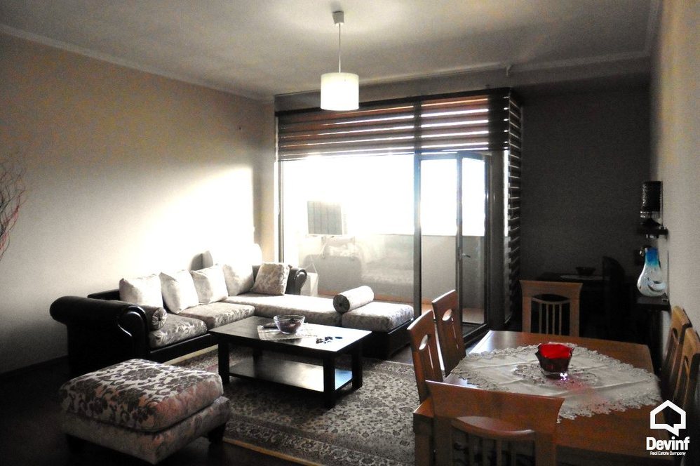 Tirane Qera Apartament 2+1+A Ne zonen e Bllokut apartament
