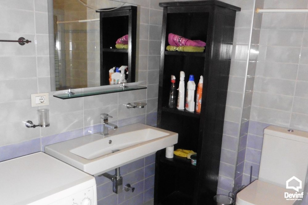 Tirane Qera Apartament 2+1+A Ne zonen e Bllokut apartament