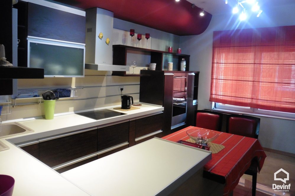 Tirane Qera Apartament 3+1+G Apartament prane Piramides apartament kompleks rezidencial
