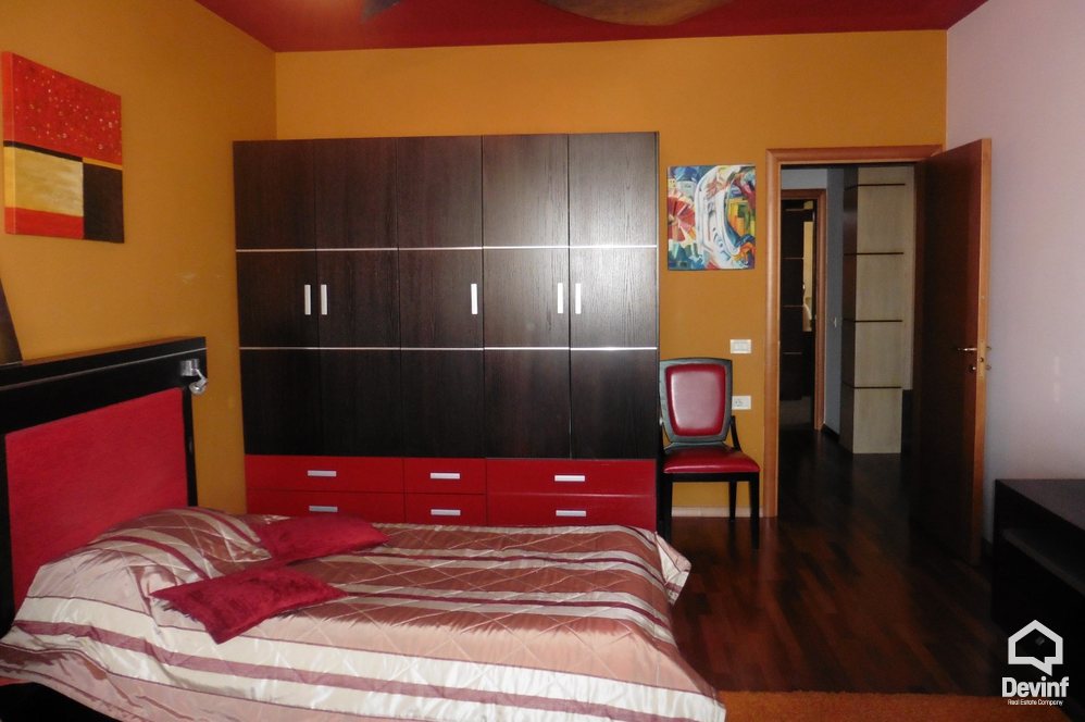 Tirane Qera Apartament 3+1+G Apartament prane Piramides apartament kompleks rezidencial