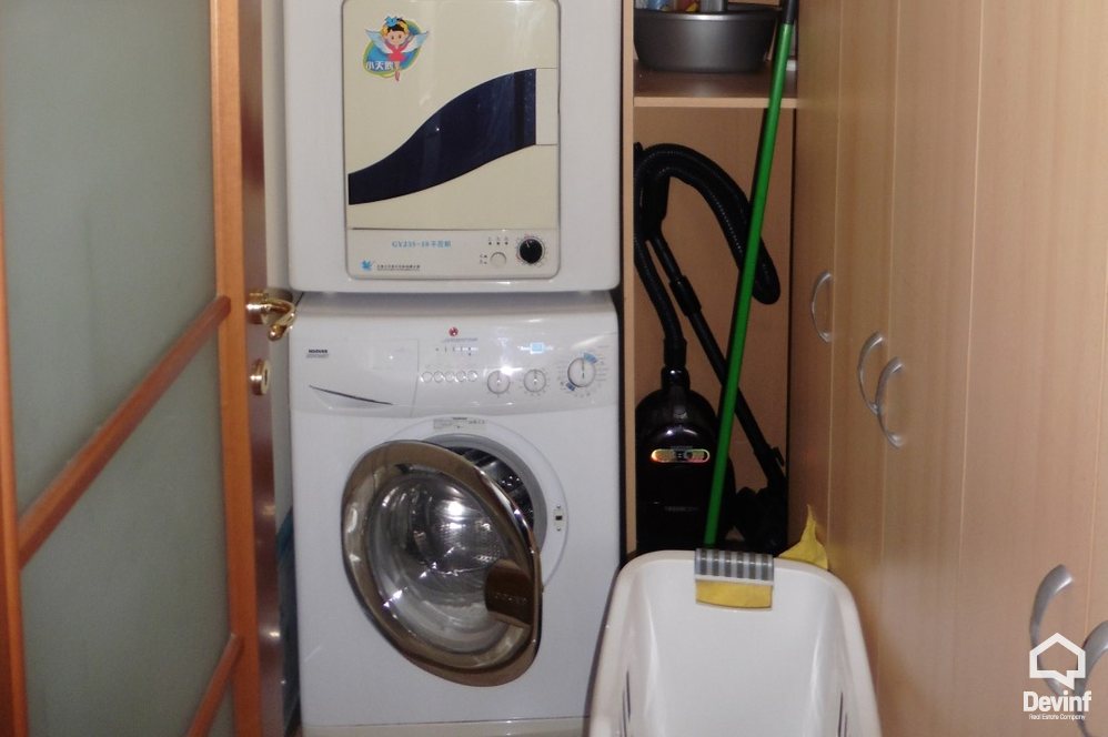 Tirane Qera Apartament 3+1+G Apartament prane Piramides apartament kompleks rezidencial