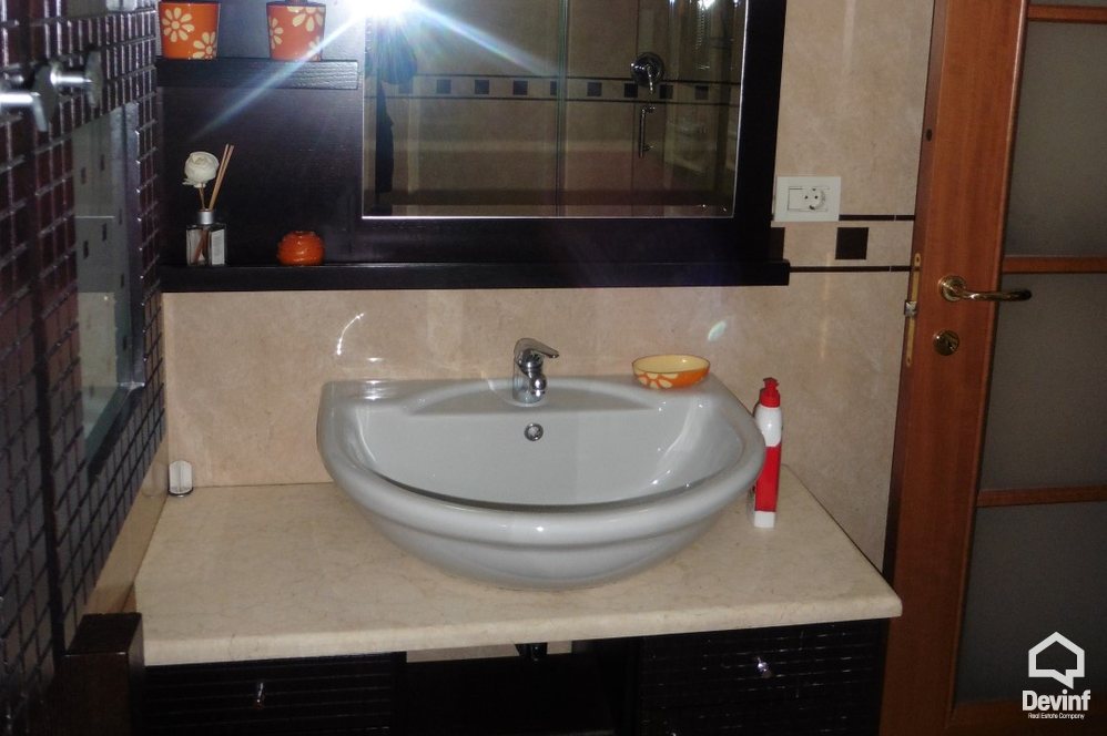 Tirane Qera Apartament 3+1+G Apartament prane Piramides apartament kompleks rezidencial