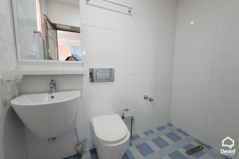 Tirane Qera Ndertese Multifunksionale  Objekt prane Rr. te Elbasanit apartament zyre ndertese multifunksionale hotel konvikt