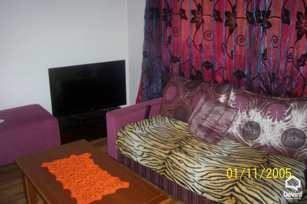 Tirane Shitje Vile 2+1+G Vila ndodhet ne Sauk apartament