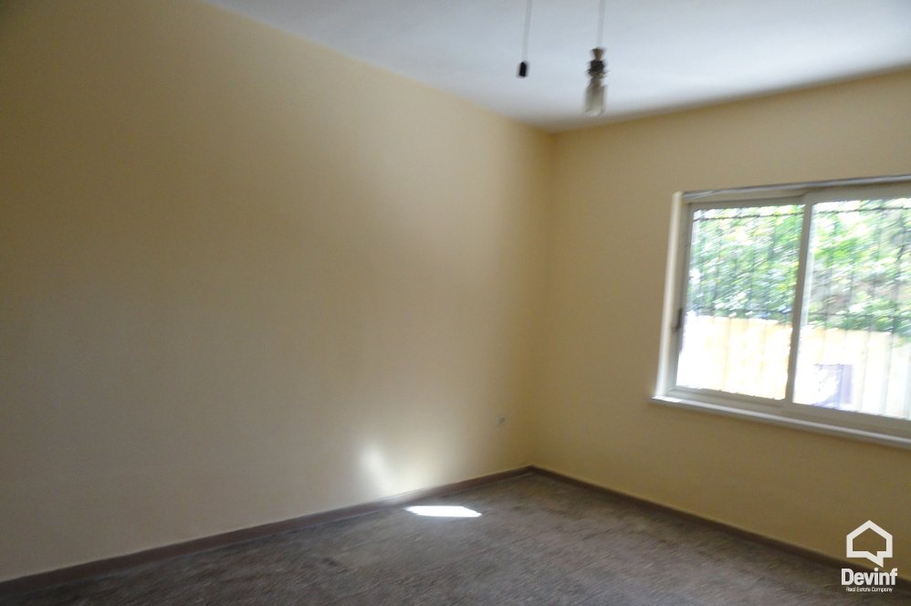 Tirane For Sale Villa 3+1+A Villa in Dibra Street 