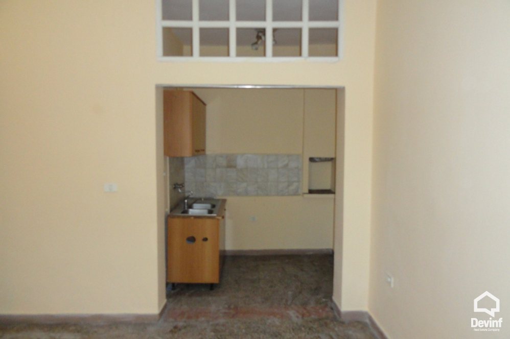 Tirane For Sale Villa 3+1+A Villa in Dibra Street 