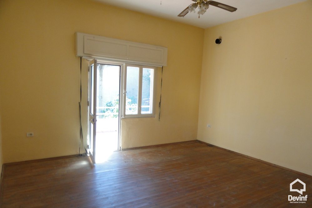 Tirane For Sale Villa 3+1+A Villa in Dibra Street 