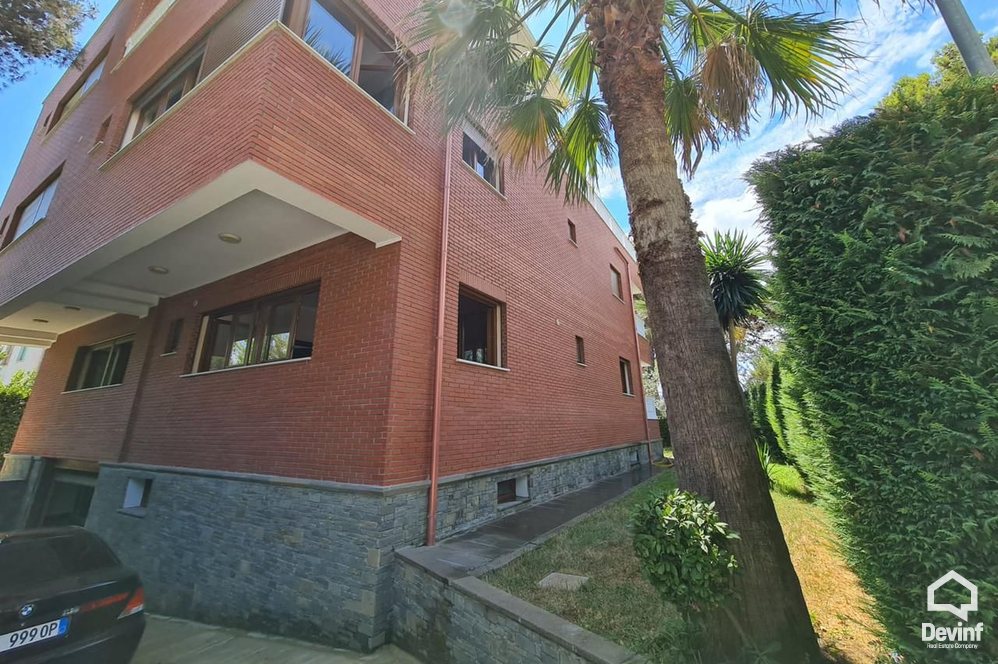 Durres For Sale Villa Me shume se 4 dhoma Adriatic coast, Durres bregdet Residential Complex