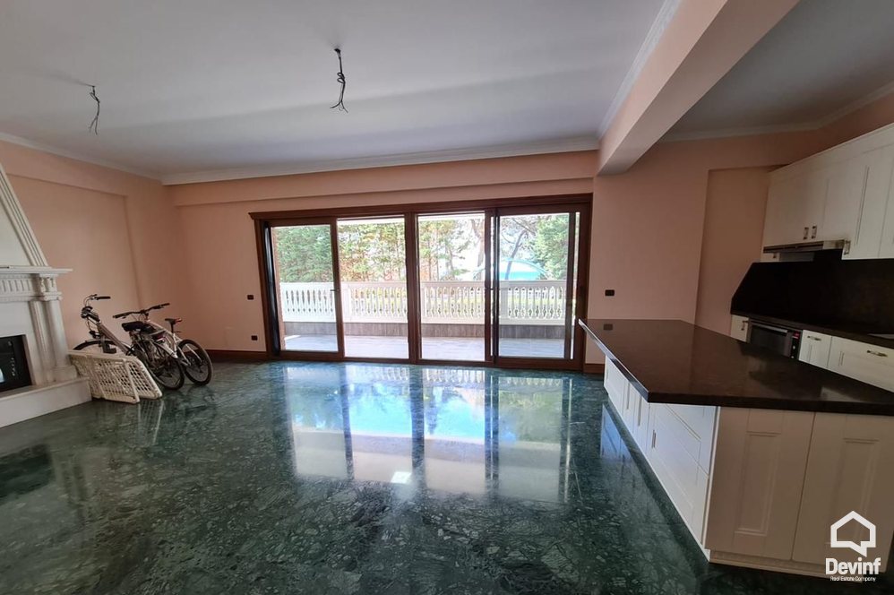 Durres For Sale Villa Me shume se 4 dhoma Adriatic coast, Durres bregdet Residential Complex