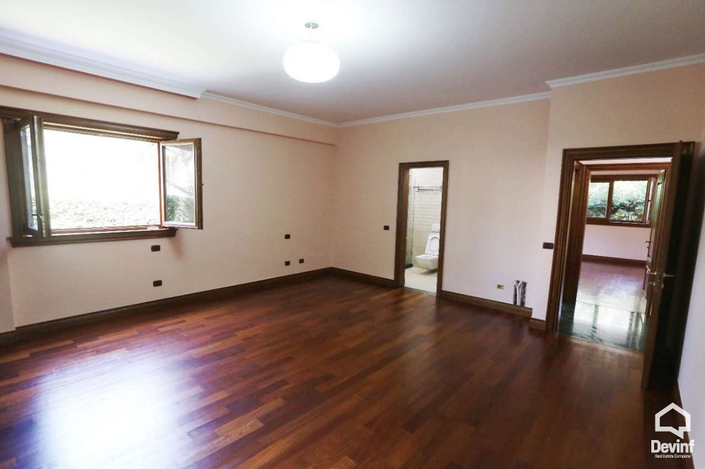 Durres For Sale Villa Me shume se 4 dhoma Adriatic coast, Durres bregdet Residential Complex