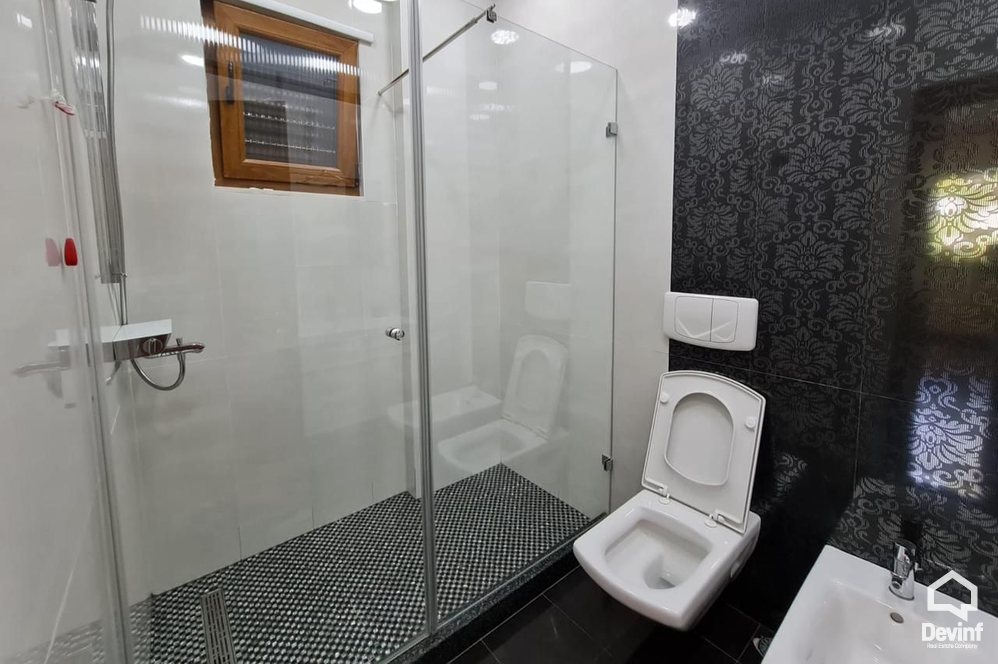 Durres For Sale Villa Me shume se 4 dhoma Adriatic coast, Durres bregdet Residential Complex