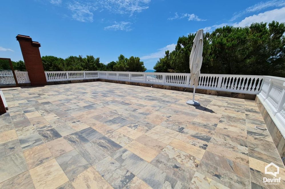 Durres For Sale Villa Me shume se 4 dhoma Adriatic coast, Durres bregdet Residential Complex