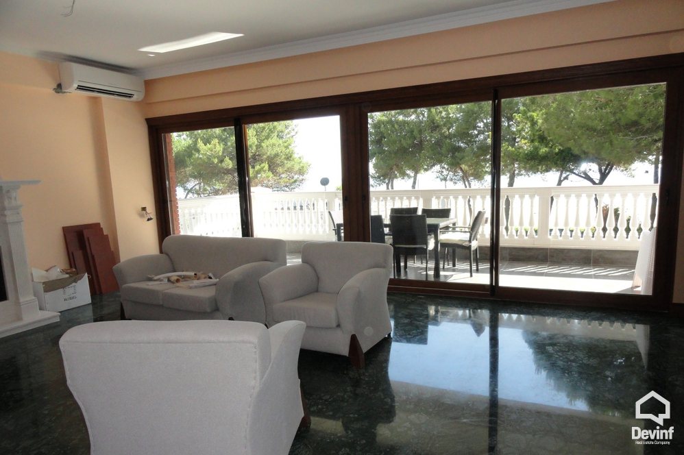 Durres For Sale Villa Me shume se 4 dhoma Adriatic coast, Durres bregdet Residential Complex