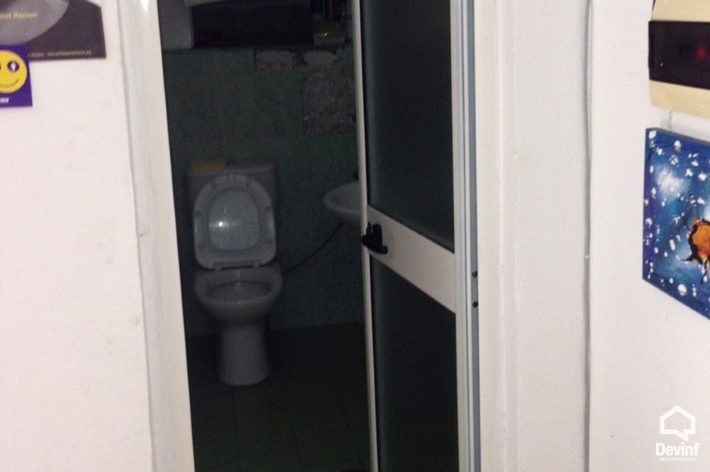 Tirane For Sale Basement/Garage  Near the Ballet School Semibasement