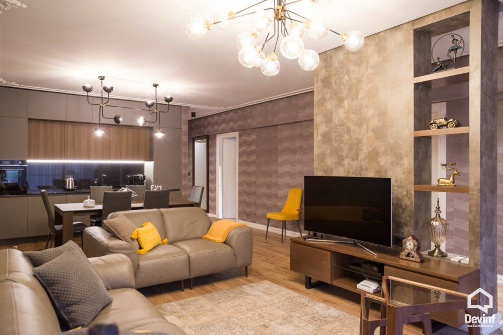 Tirane Qera Apartament 3+1+A Apartament me tre dhoma gjumi ne qender te Tiranes apartament
