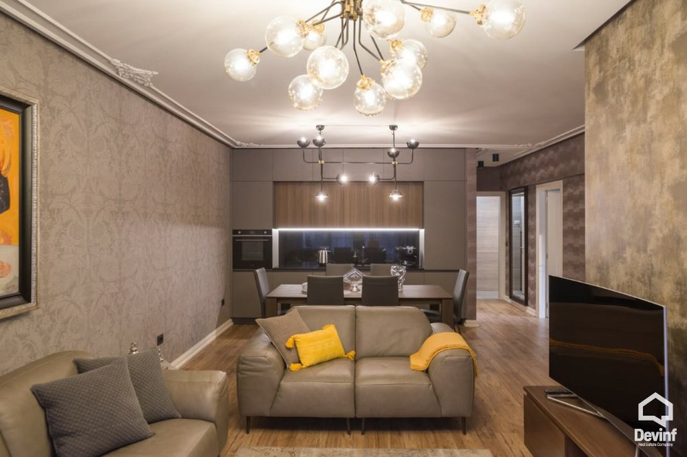Tirane Qera Apartament 3+1+A Apartament me tre dhoma gjumi ne qender te Tiranes apartament