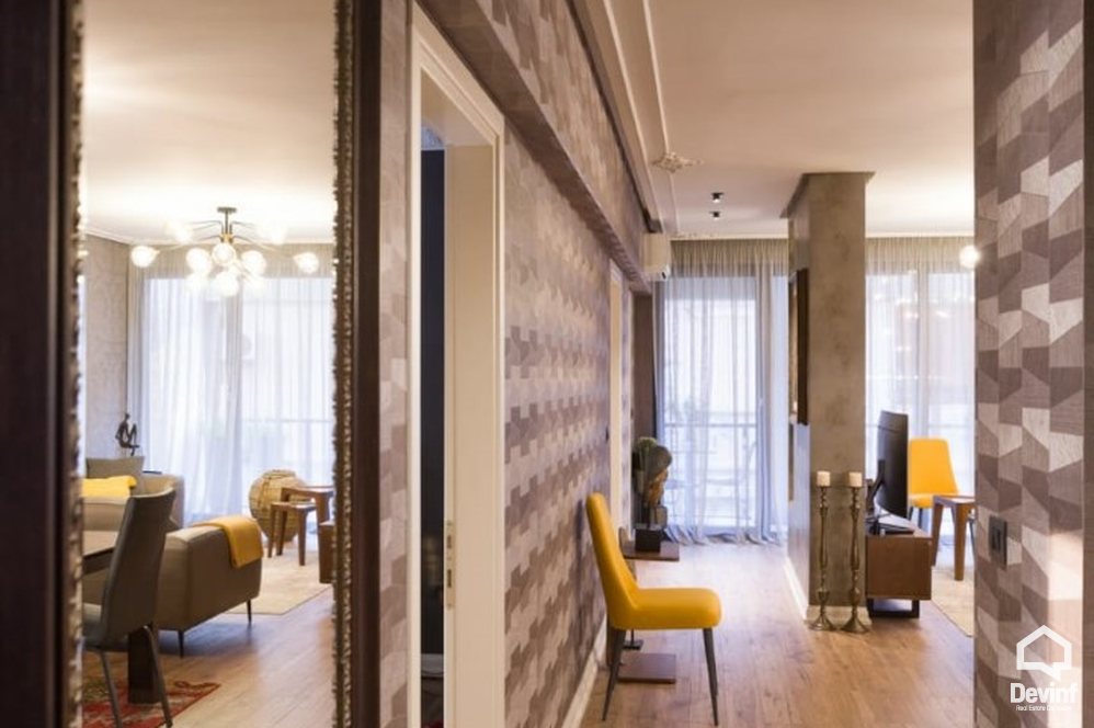 Tirane Qera Apartament 3+1+A Apartament me tre dhoma gjumi ne qender te Tiranes apartament