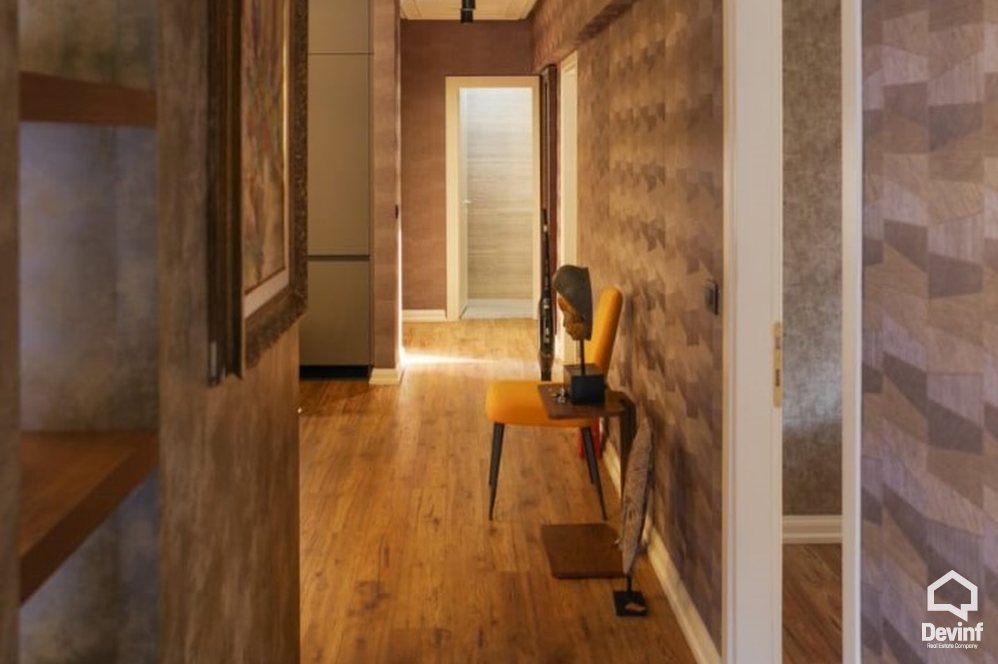 Tirane Qera Apartament 3+1+A Apartament me tre dhoma gjumi ne qender te Tiranes apartament