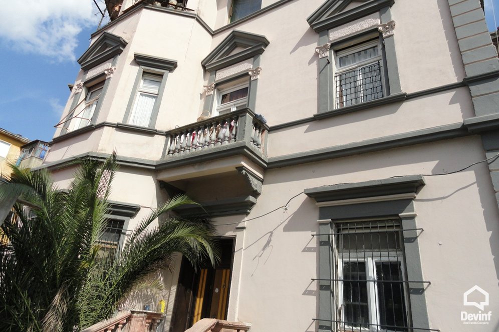 Tirane Qera Ndertese Multifunksionale  Objekt prane qendres se Tiranes zyre